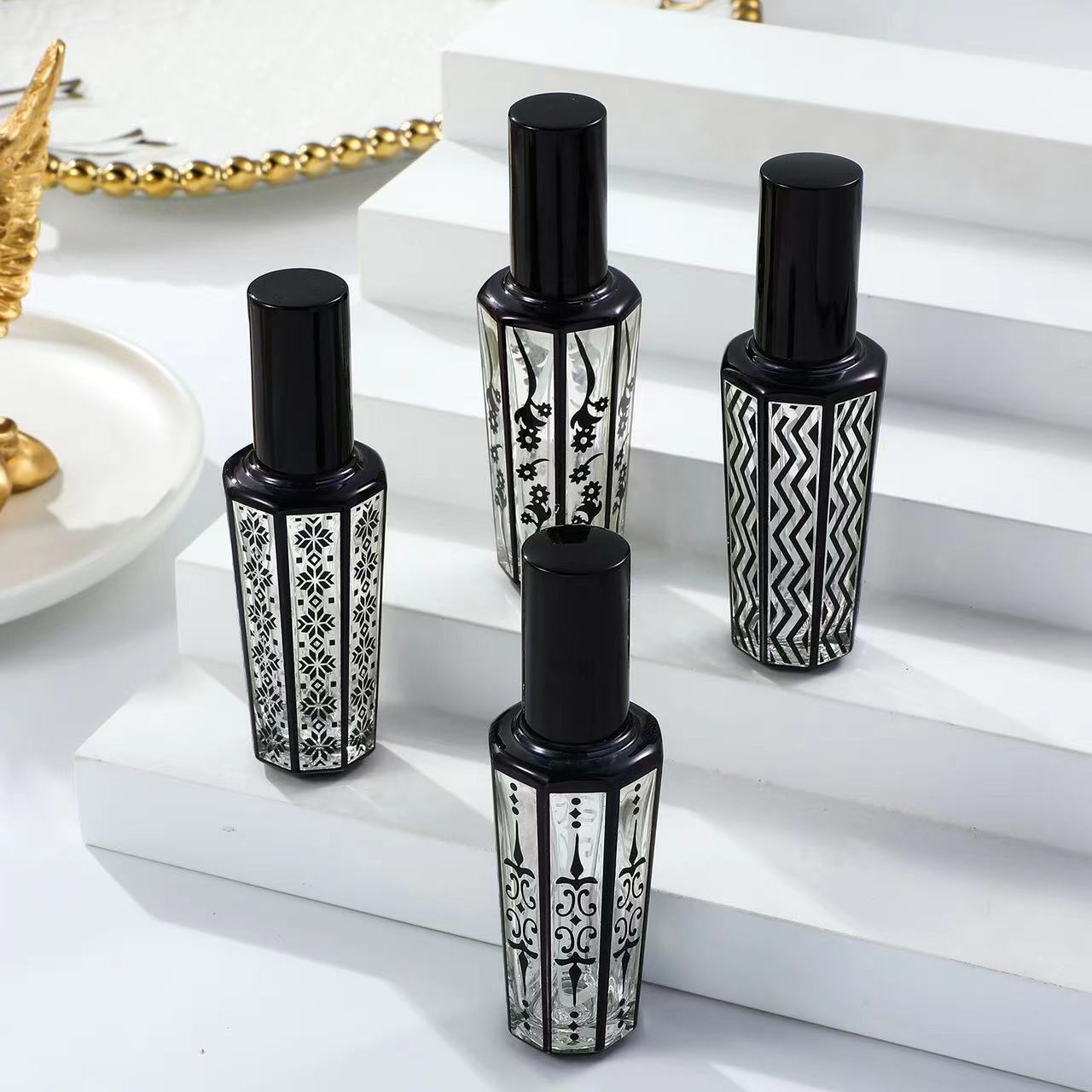 زجاجة بخاخ عطر زجاجية ، محمولة - مراجعة Perfume Fragrance Story وسعره