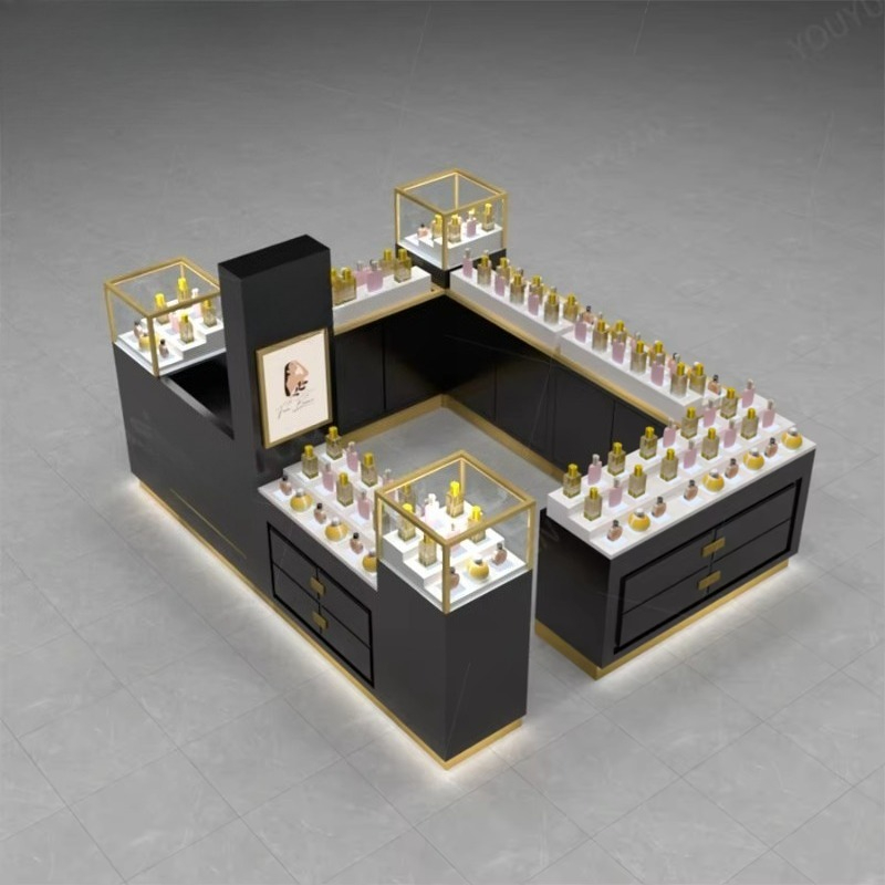 تصميمات جديدة 2026 مخصصة لأكشا - مراجعة Perfume Fragrance Shop وسعره