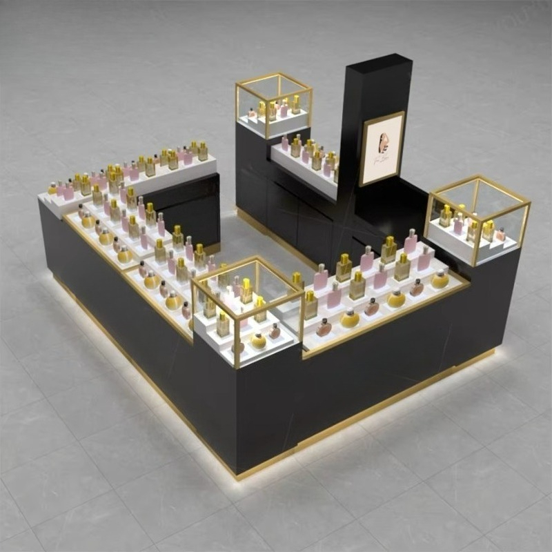 تصميمات جديدة 2026 مخصصة لأكشا - مراجعة Perfume Fragrance Shop وسعره
